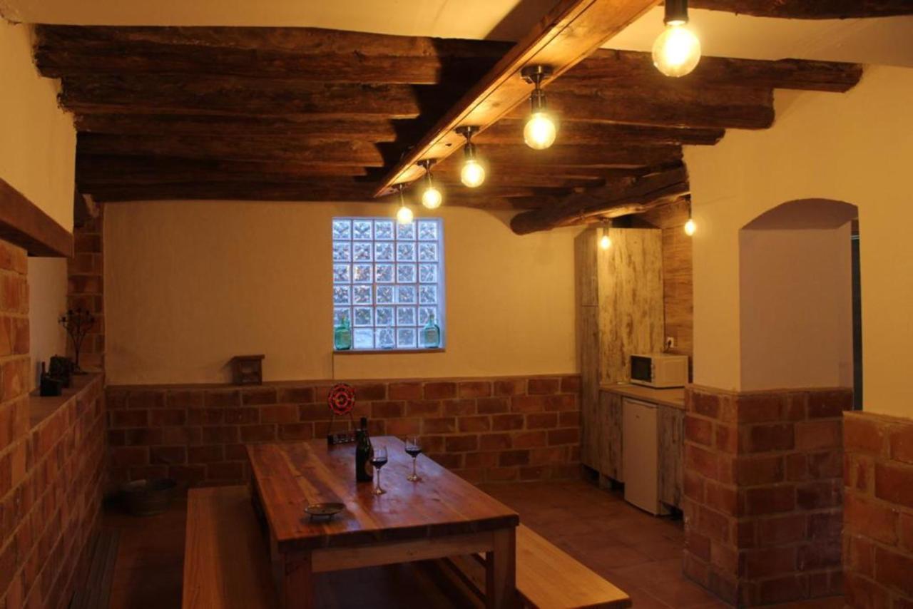 Apartamentos Rurales Parajes De Piedra Ibdes Екстериор снимка